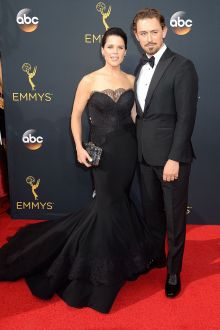neve campbell classic vintage black satin lace mermaid evening dress emmys 2016